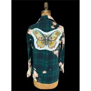 Upcycled Butterfly Flannel XS Green Plaid Bleach Dye Cotton Shirt
